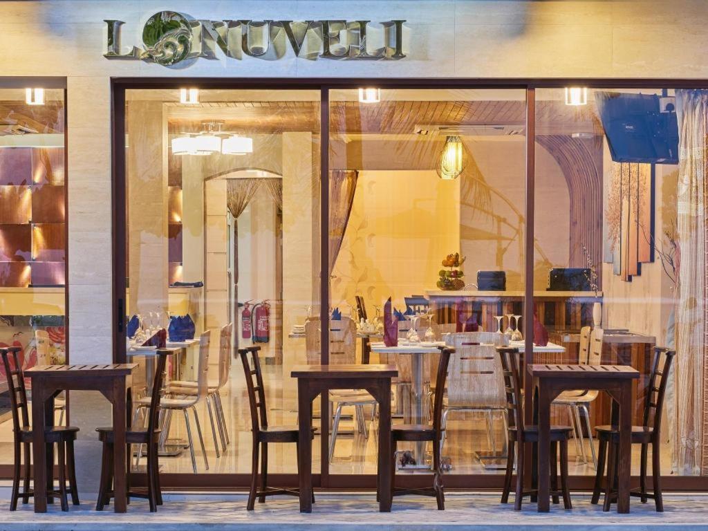 โลนูเวลิ Hotel ฮุลฮูมาเล ภายนอก รูปภาพ