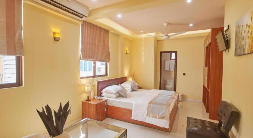 โลนูเวลิ Hotel ฮุลฮูมาเล ภายนอก รูปภาพ