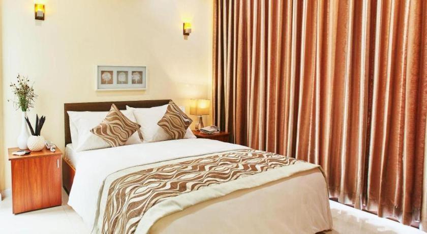 โลนูเวลิ Hotel ฮุลฮูมาเล ภายนอก รูปภาพ