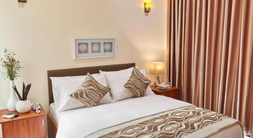 โลนูเวลิ Hotel ฮุลฮูมาเล ภายนอก รูปภาพ